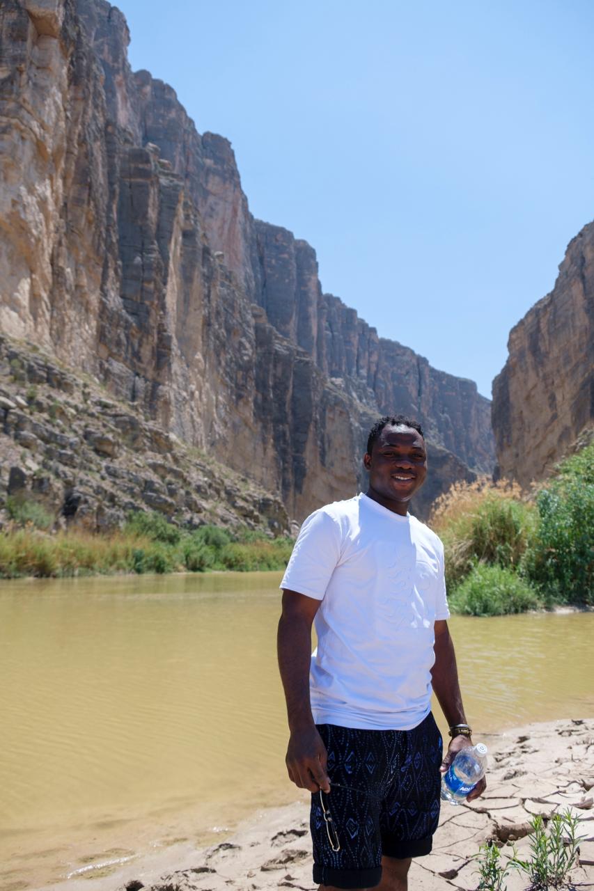 Clément A. Gbegno — Artiste représenté